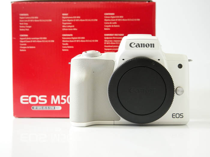 Canon EOS M50