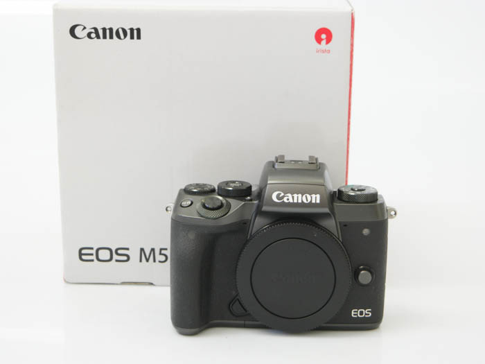 Canon EOS M5