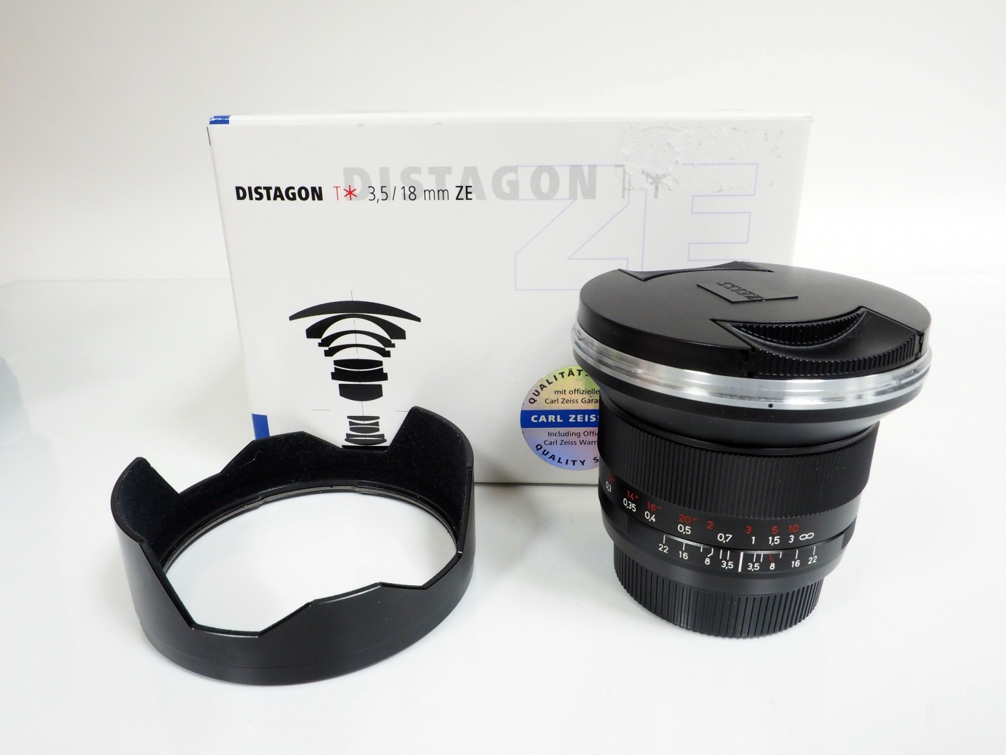 Zeiss ZE.2 Distagon T* 18mm f/3.5