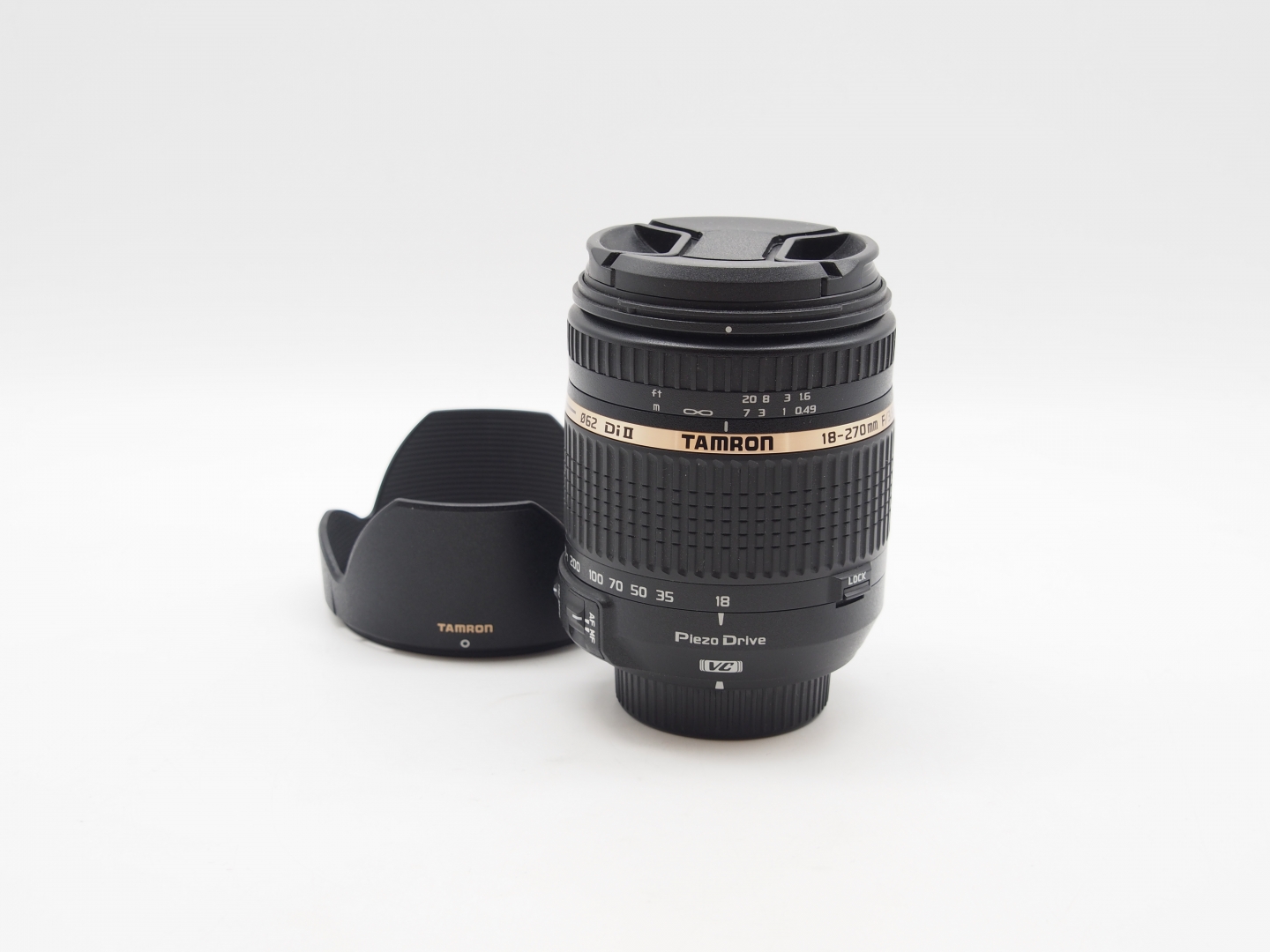 Tamron 18-270mm f/3.5-6.3 Di II VC PZD
