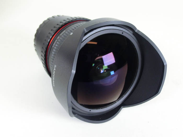 Samyang 8mm f/3.5 UMC Fish-eye CS II