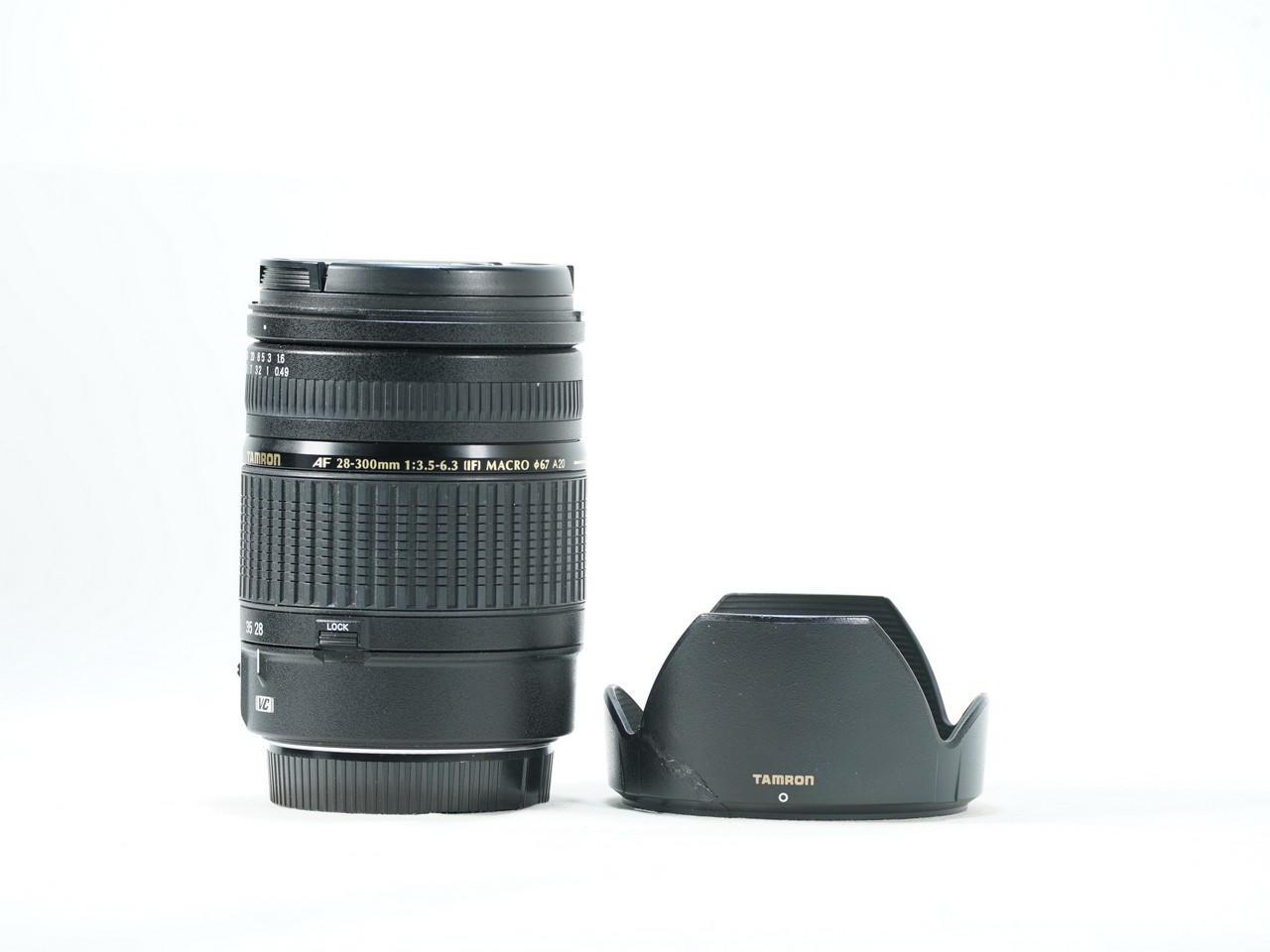 Tamron 28-300mm f/3.5-6.3 Di VC LD