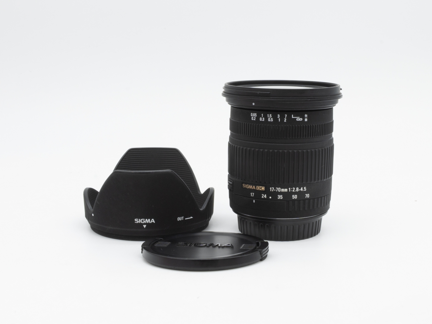 Sigma 17-70mm f/2.8-4.5 DC