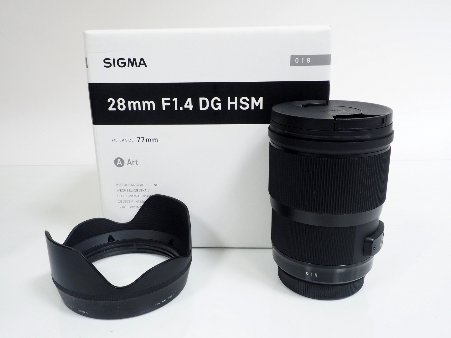 Sigma 28mm f/1.4 DG HSM Art