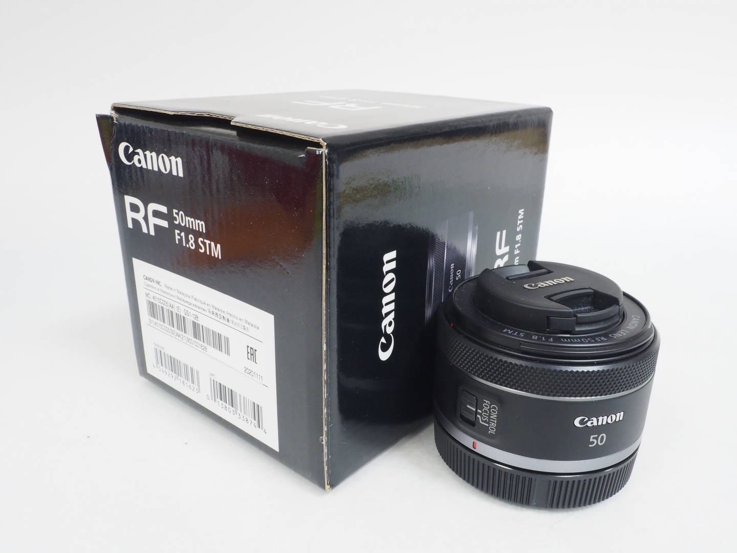 Canon RF 50mm f/1.8 STM