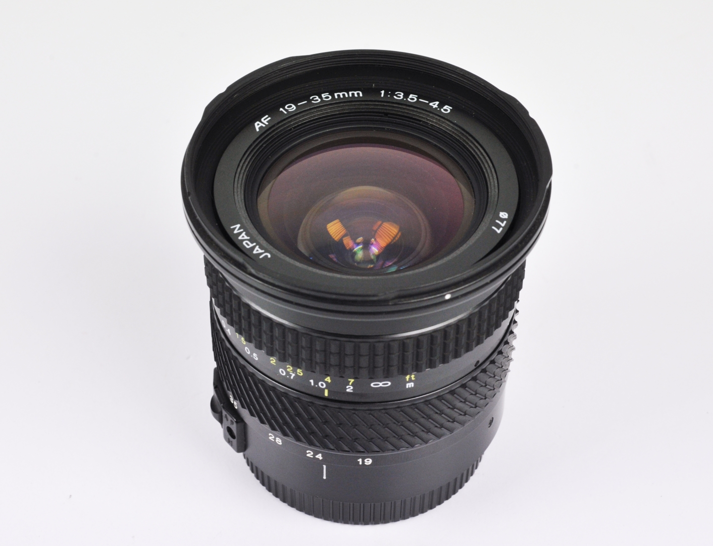 Tokina Af 19-35mm F/3.5-4.5