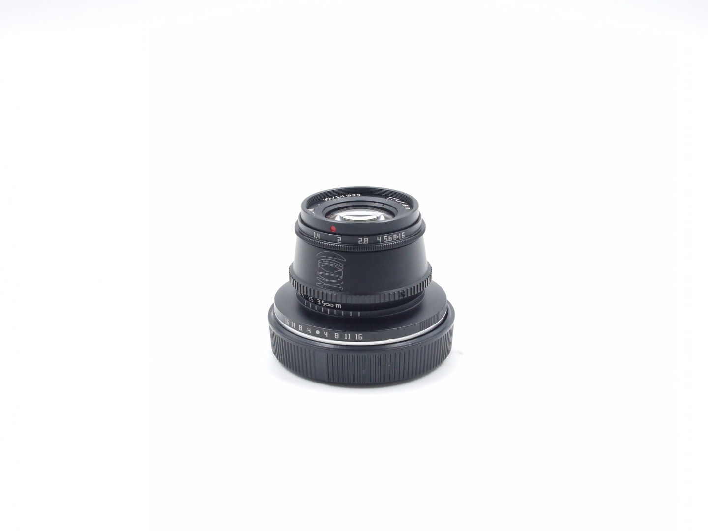 TTArtisan APS-C 35mm f/1.4