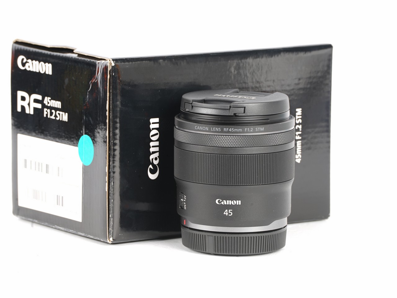 Canon RF 45mm f/1.2 STM