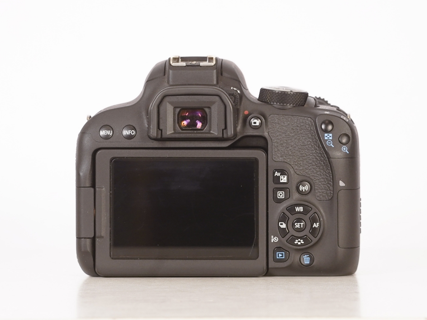 Canon 800D
