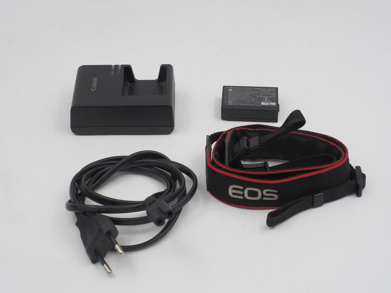 Canon EOS 4000D