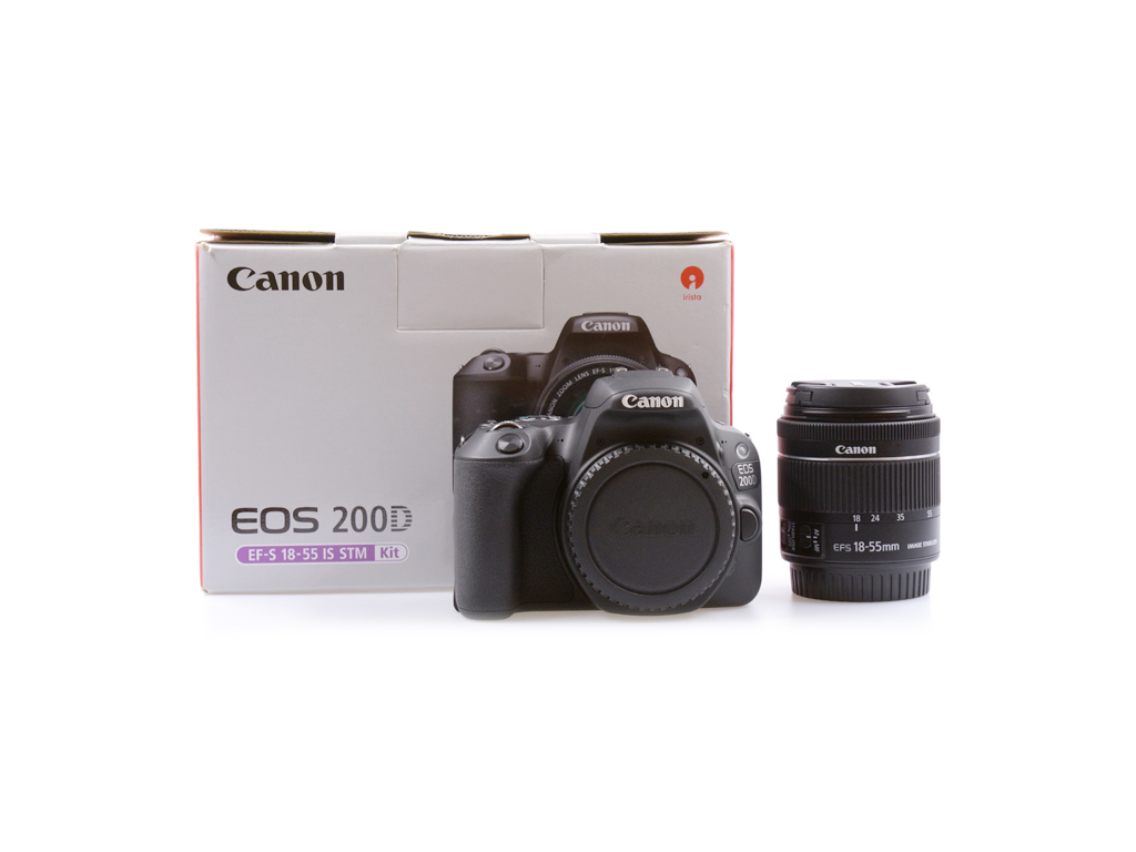 Canon EOS 200D