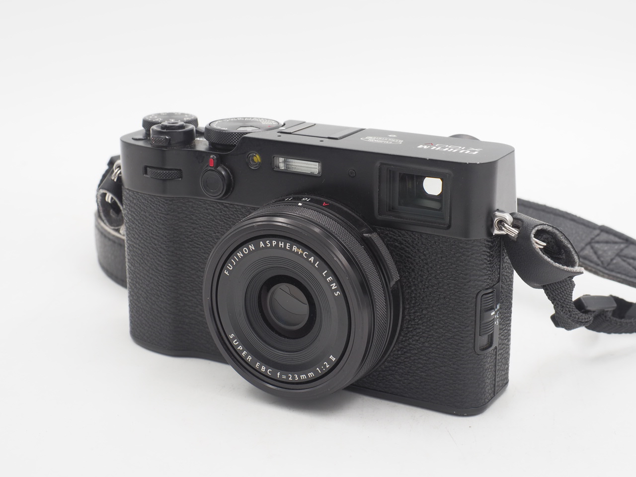Fujifilm X100V