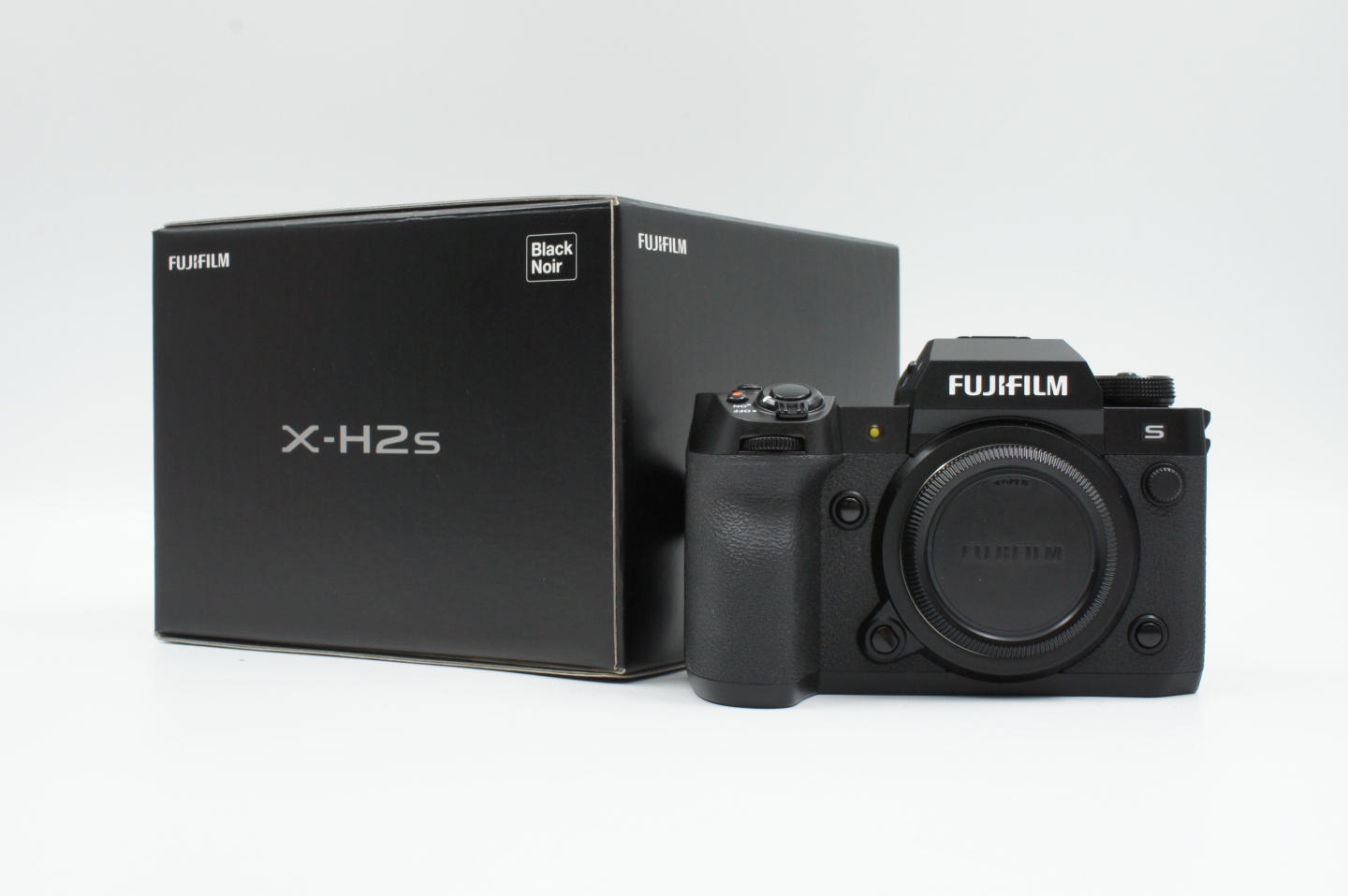 Fujifilm X-H2S