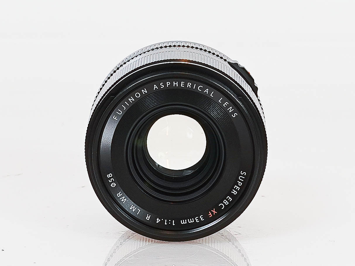 Fujifilm XF 33mm f/1.4 R LM WR