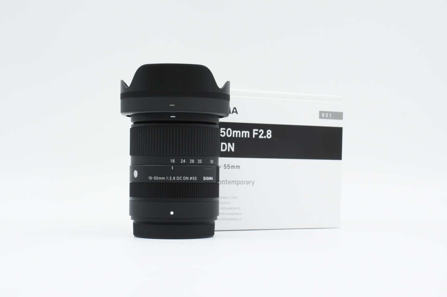 Sigma 18-50mm f/2.8 DC DN