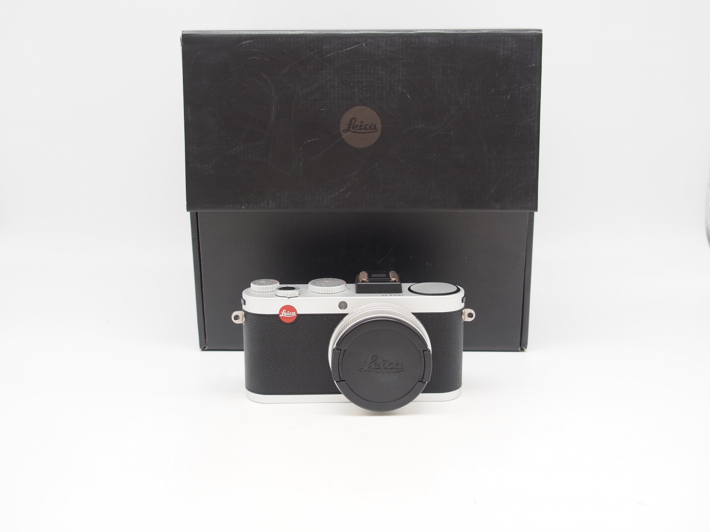 Leica X2