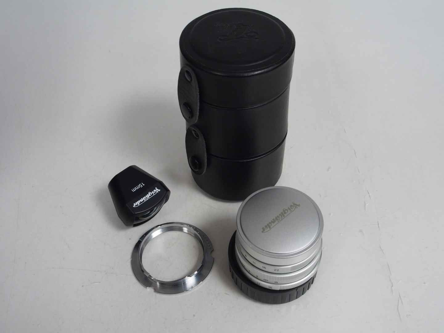 Voigtlander 15mm f/4.5 ASPH
