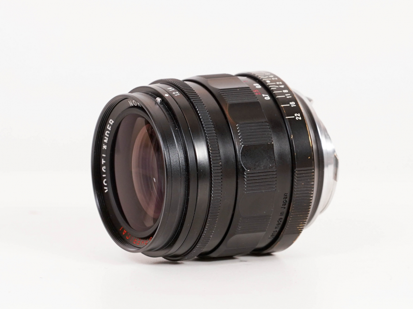 Voigtlander VM Nokton 35mm f/1.2 II