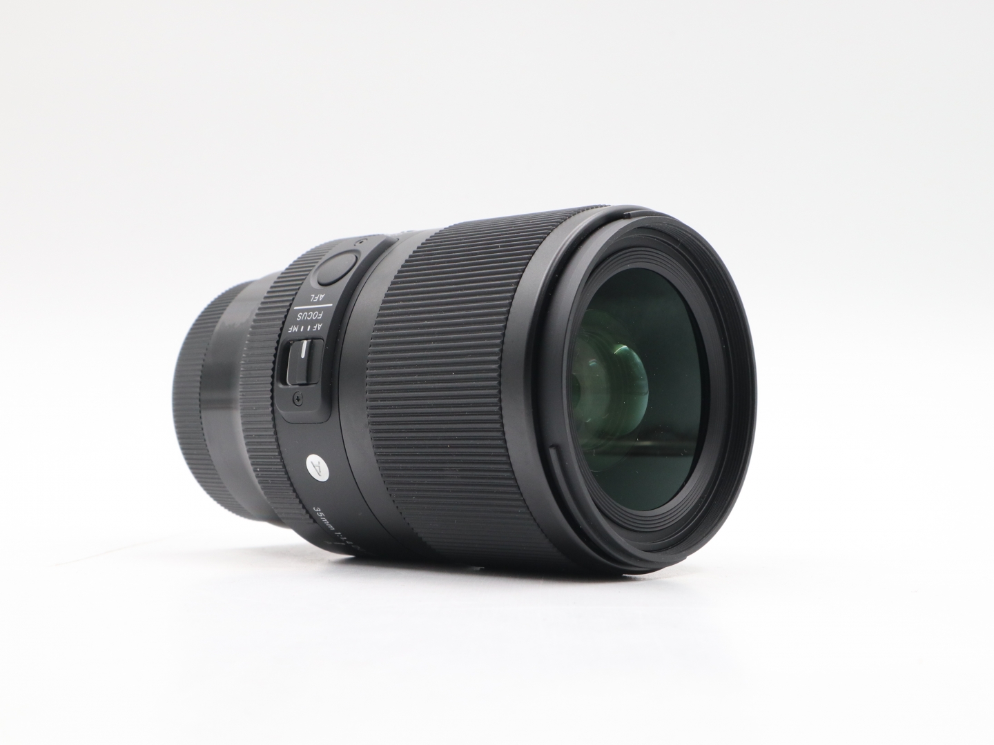 Sigma 135mm f/1.4 DG Art
