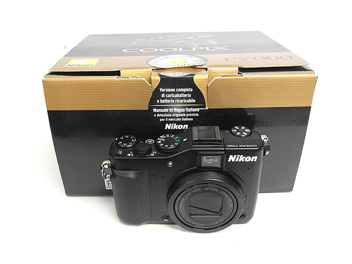 Nikon Coolpix P7000