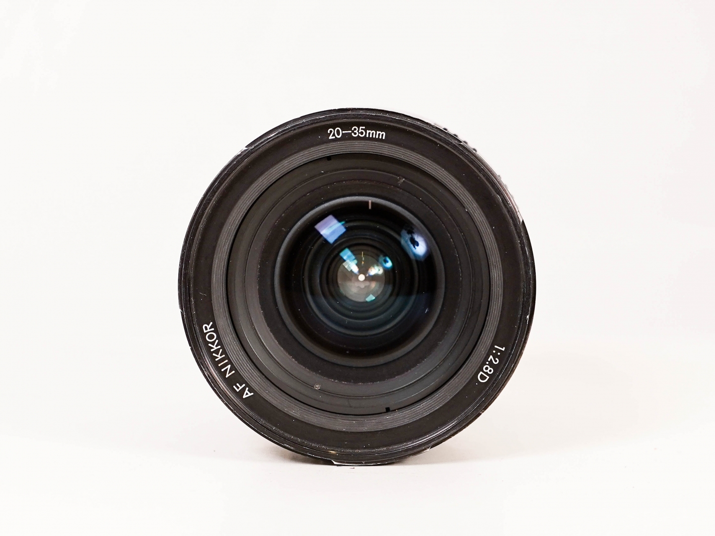 Nikon AF 20-35mm f/2.8 D IF