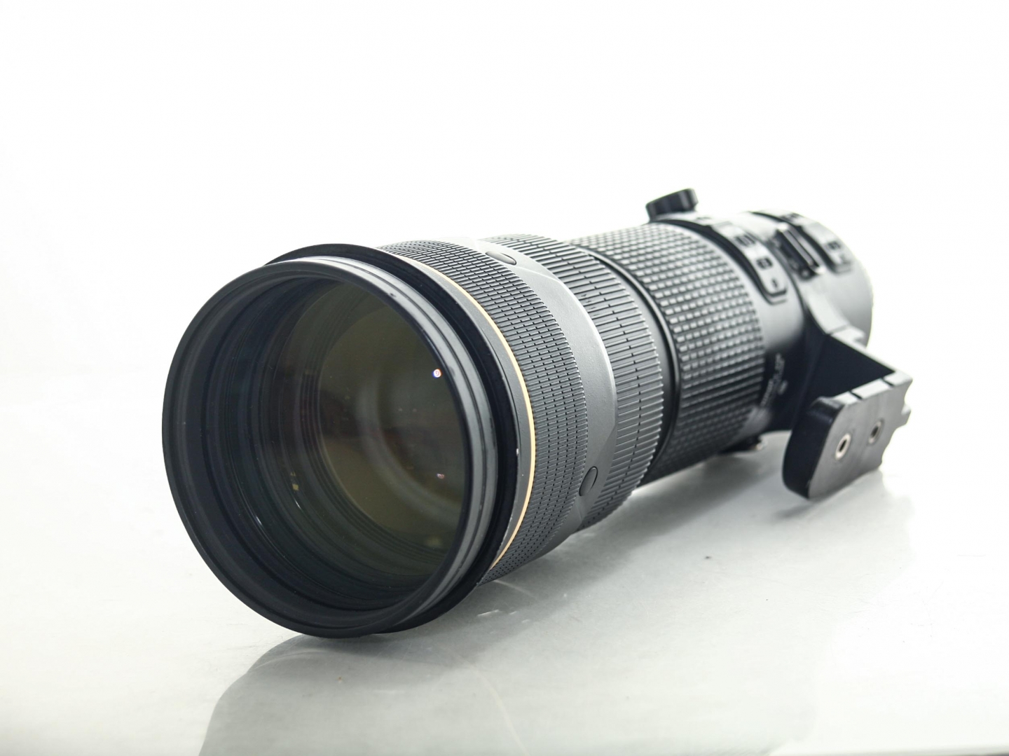 Nikon AF-S 200-400mm f/4 G ED VR II