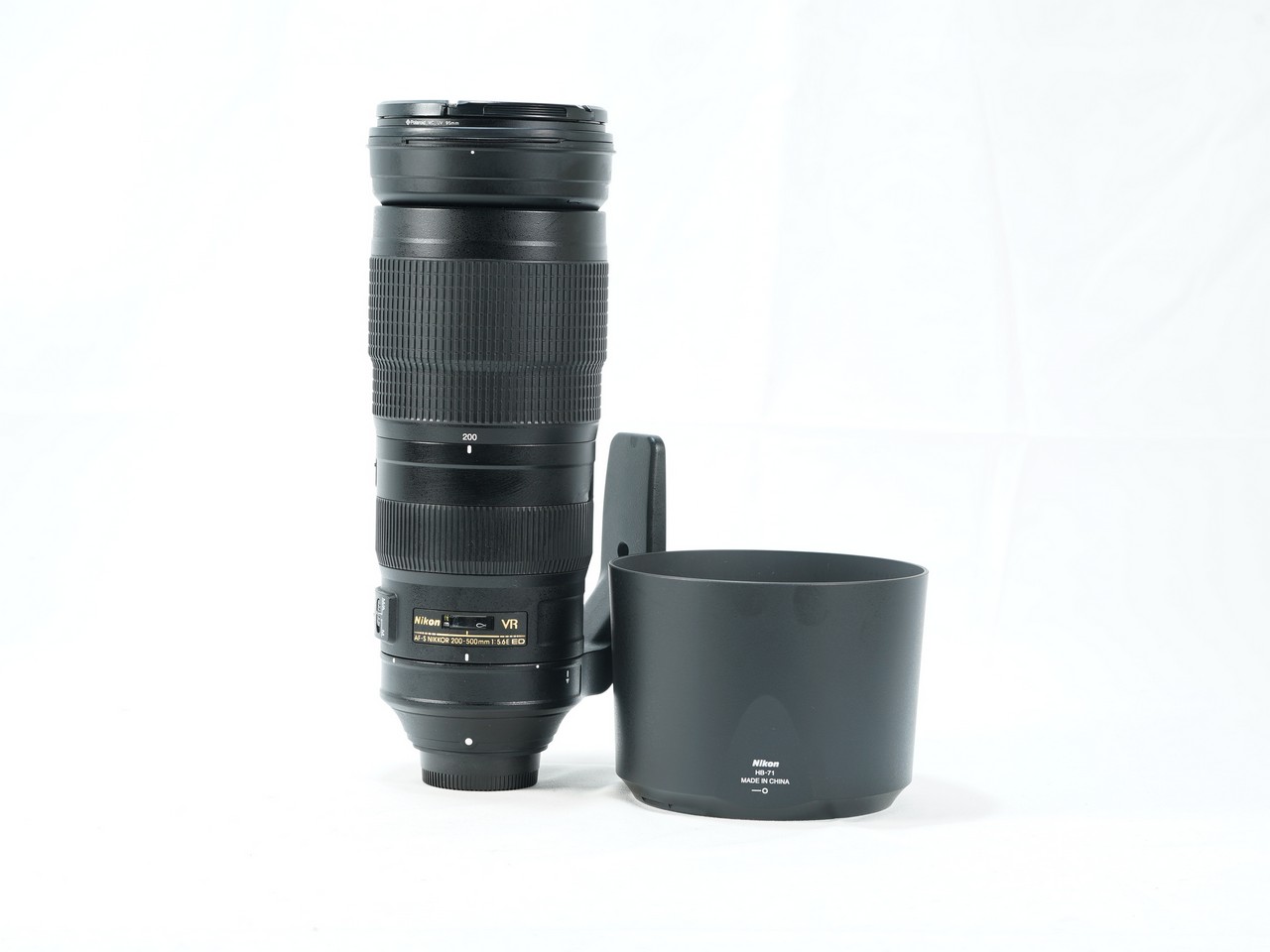 Nikon AF-S Nikkor 200-500mm f/5.6 E ED VR