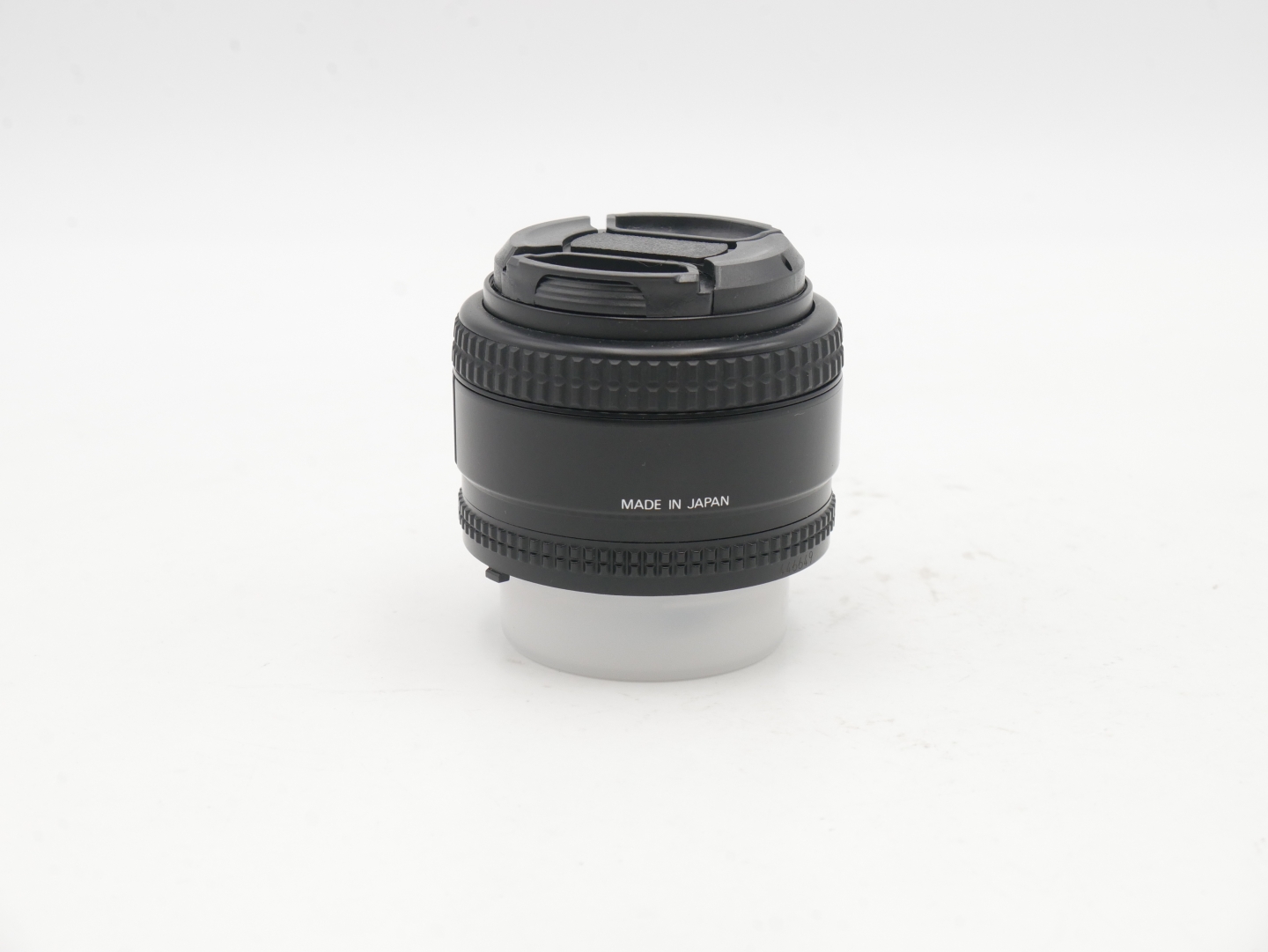 Nikon AF 28mm f/2.8 D
