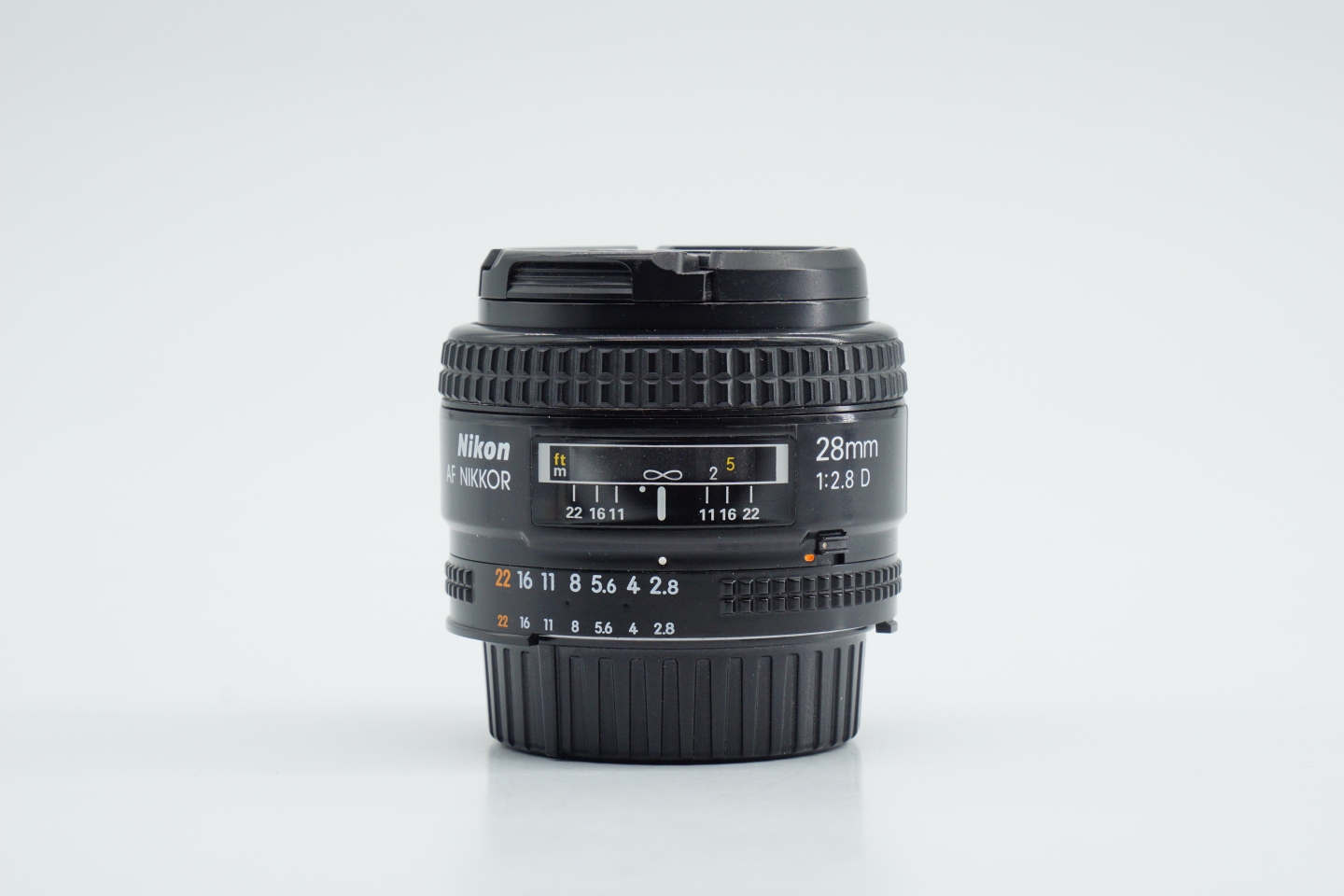 Nikon AF 28mm f/2.8 D