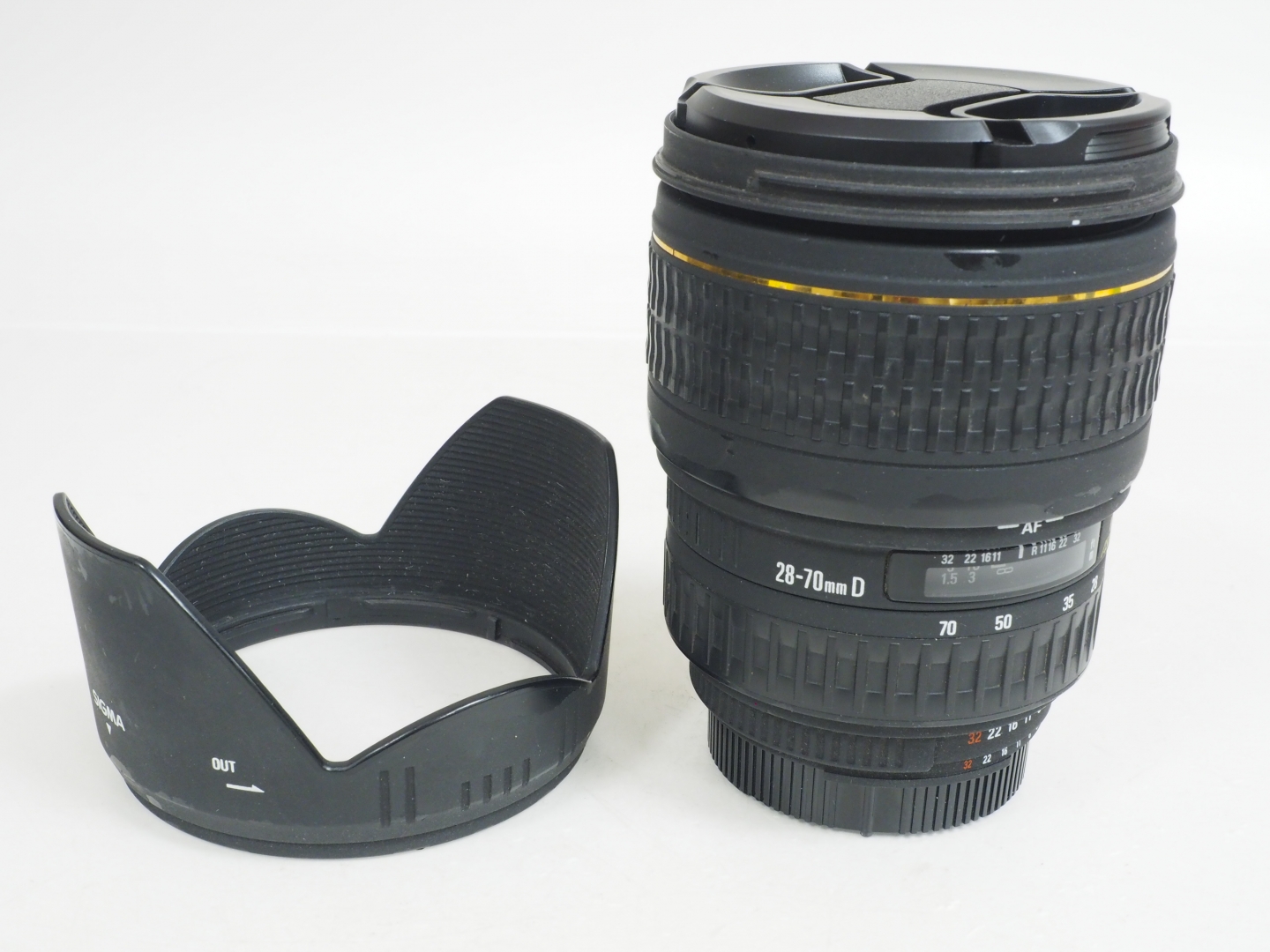 Sigma EX 28-70mm f/2.8 DF D Aspherical