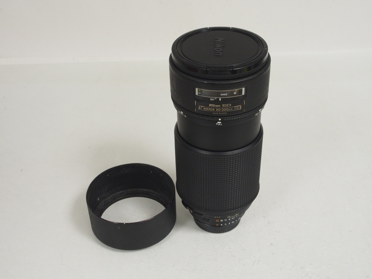 Nikon AF 80-200mm f/2.8 ED