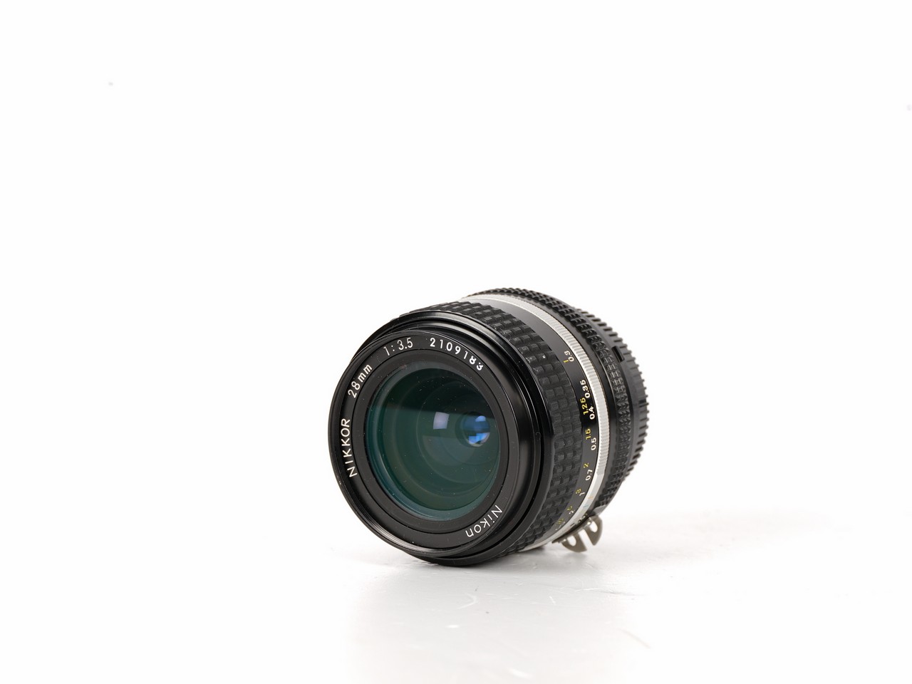 Nikon 28mm f/3.5 Ai-s