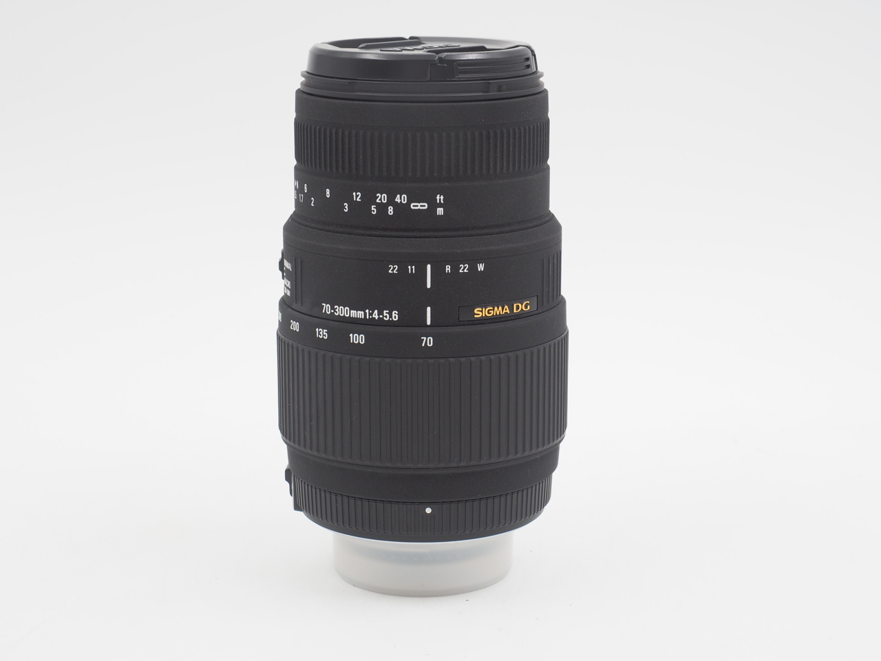 Sigma 70-300mm f/4-5.6 DG Macro