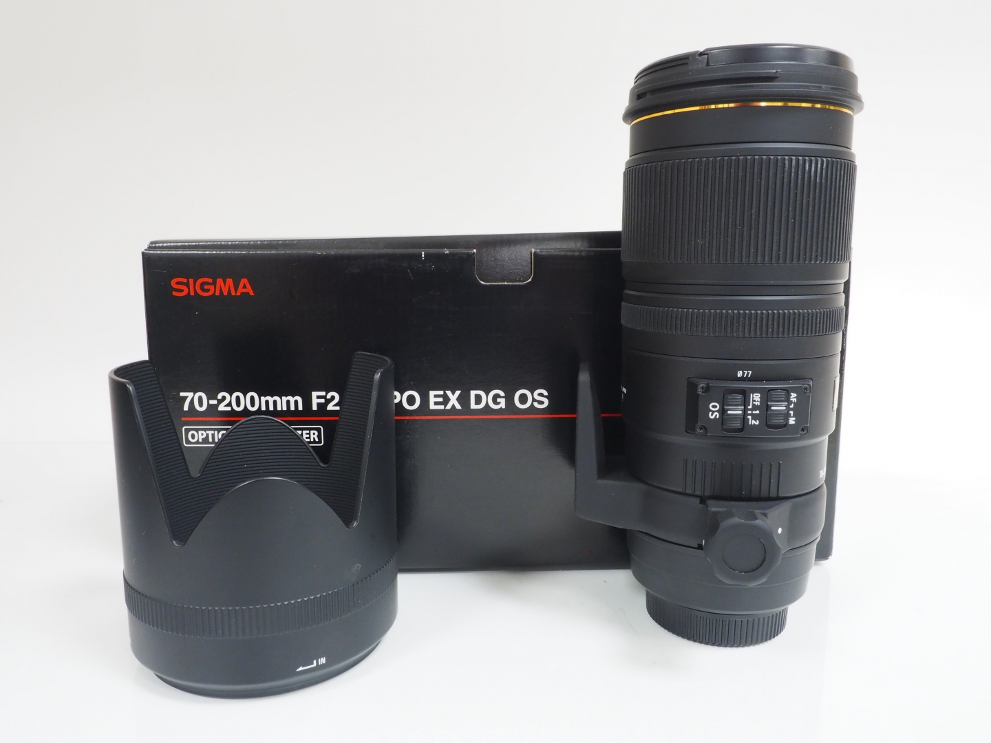 Sigma 70-200mm f/2.8 APO EX DG OS HSM
