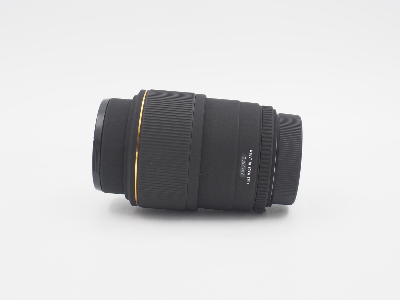 Sigma 105mm f/2.8 EX DG Macro
