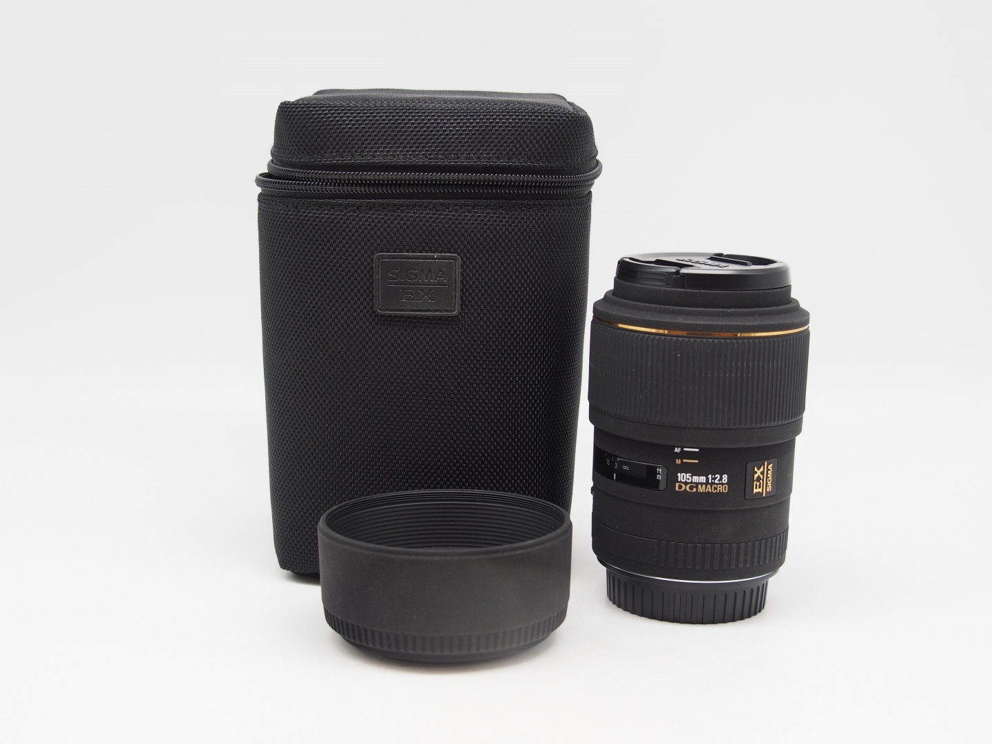 Sigma 105mm f/2.8 EX DG Macro