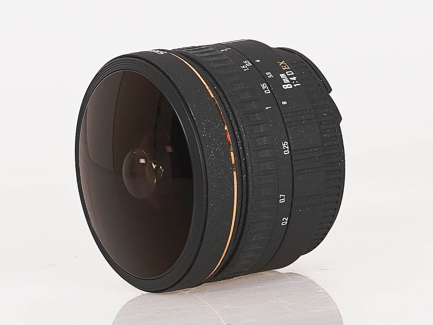 Sigma 8mm f/4 EX D