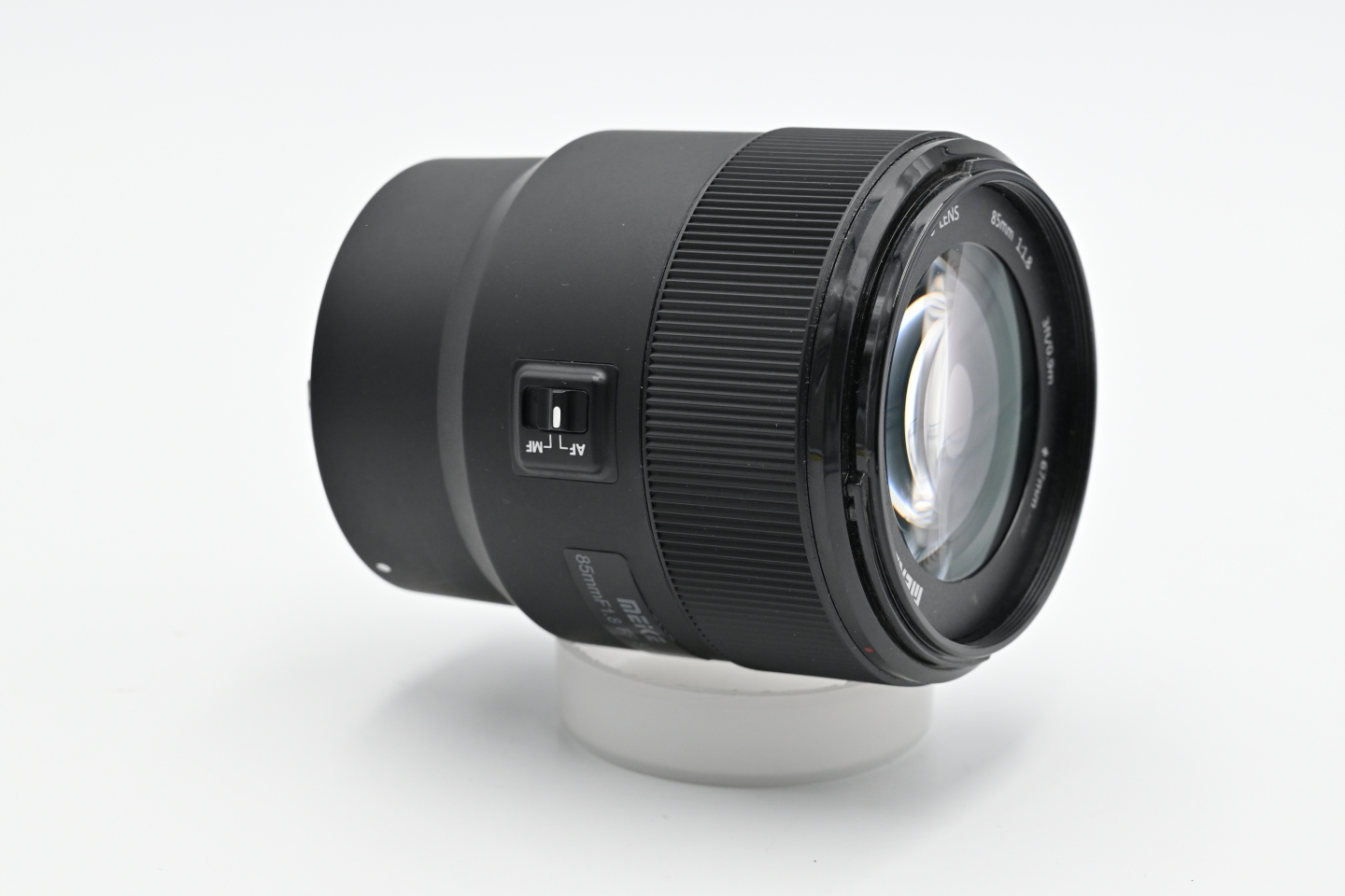 Meike AF 85mm f/1.8 Pro