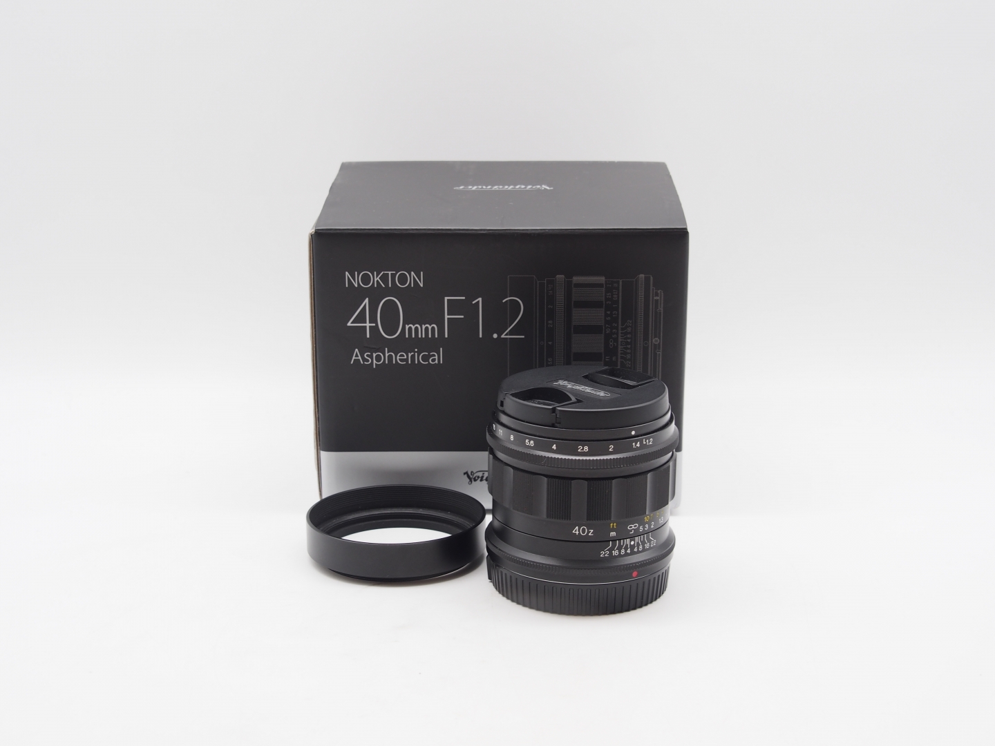 Voigtlander 40mm f/1.2 Nokton