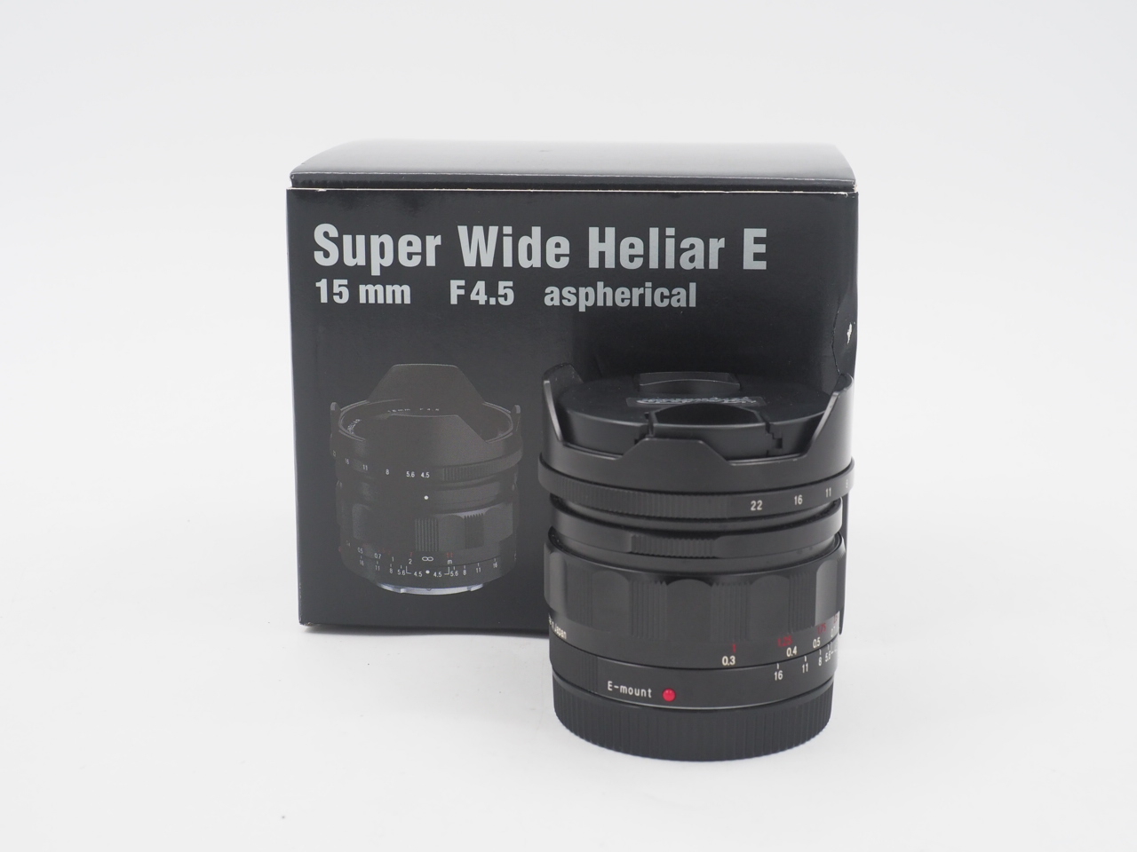 Voigtlander Super Wide Heliar 15mm f/4.5 III