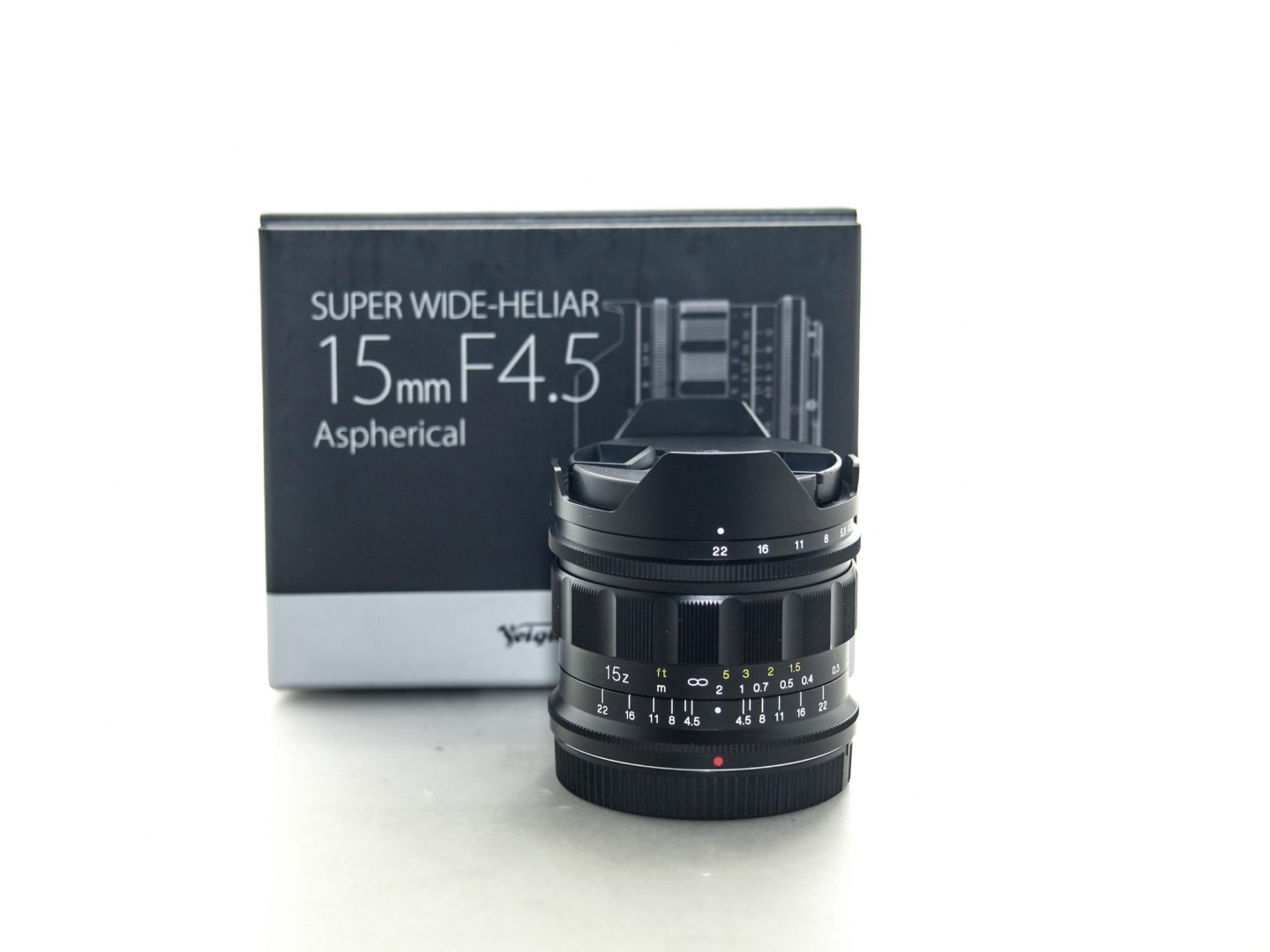 Voigtlander Super Wide Heliar 15mm f/4.5