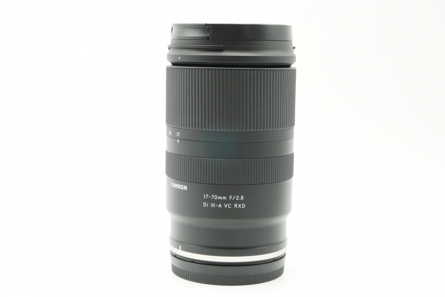 Tamron 17-70mm f/2.8 Di III-A VC RX D