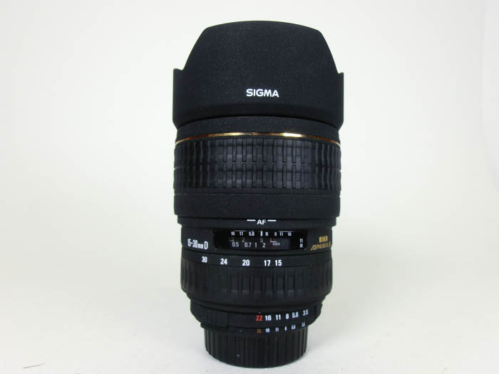 Sigma 15-30mm f/3.5-4.5 EX DG