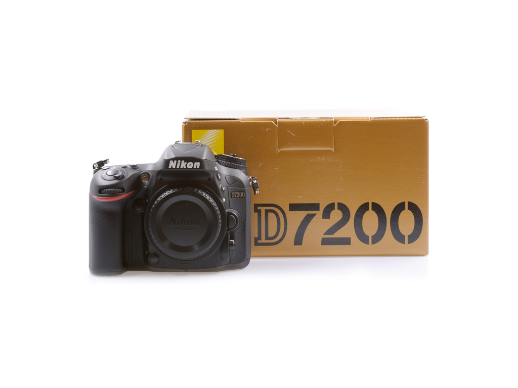 Nikon D7200