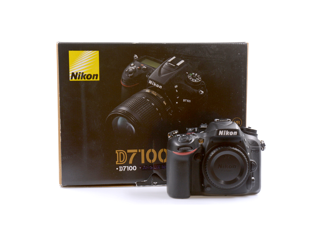 Nikon D7100