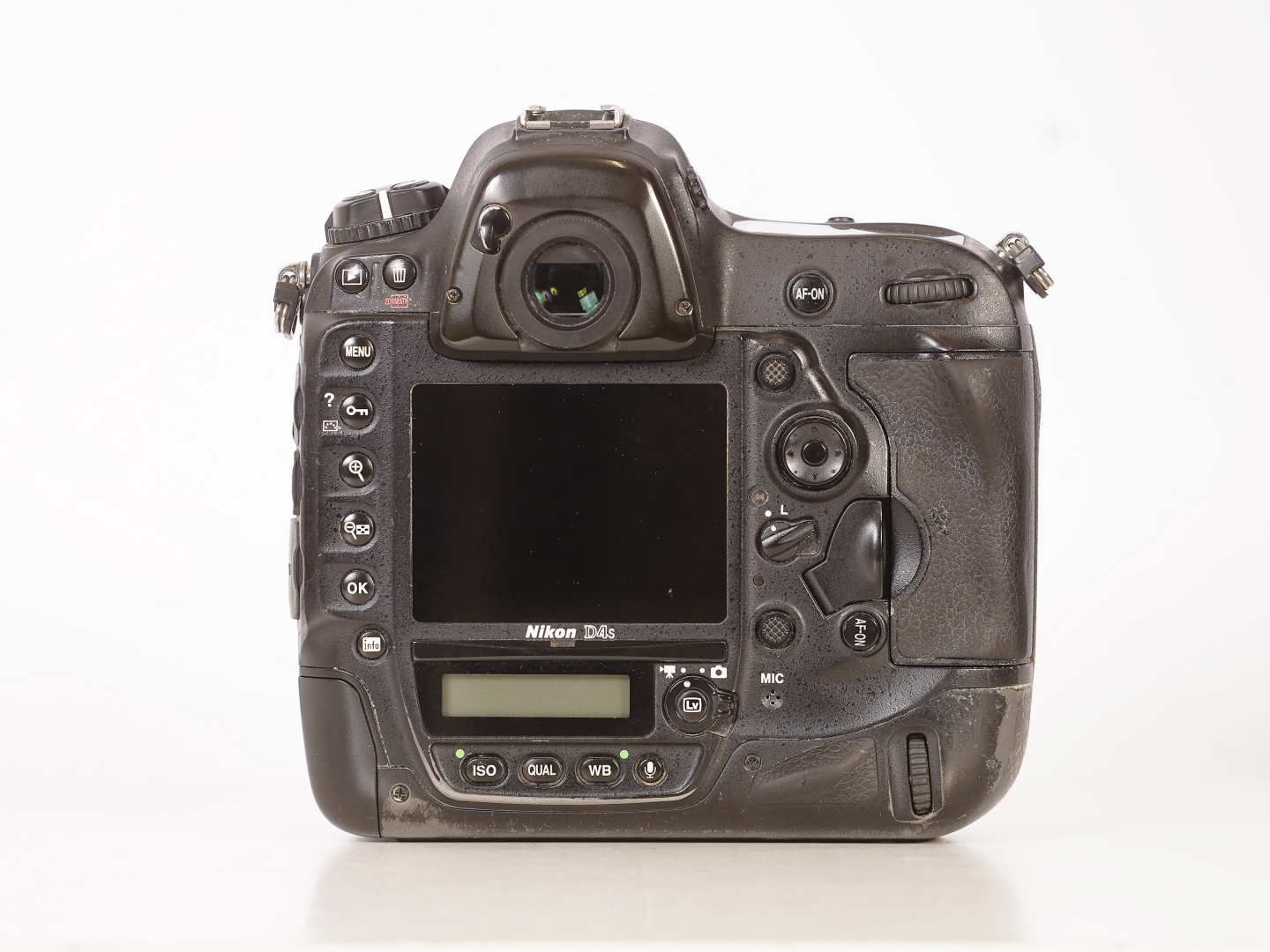 Nikon D4s