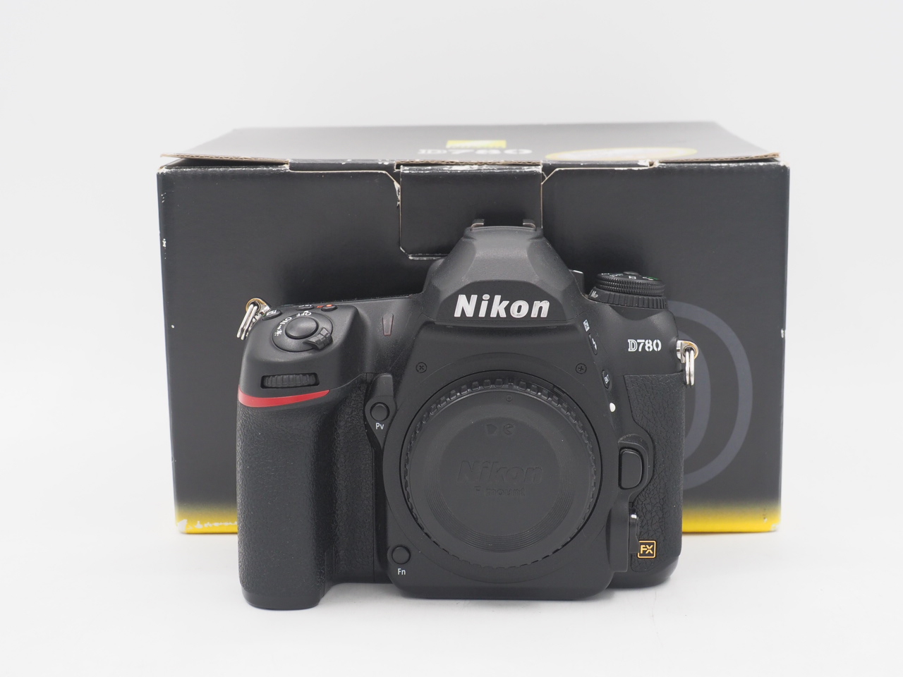 Nikon D780