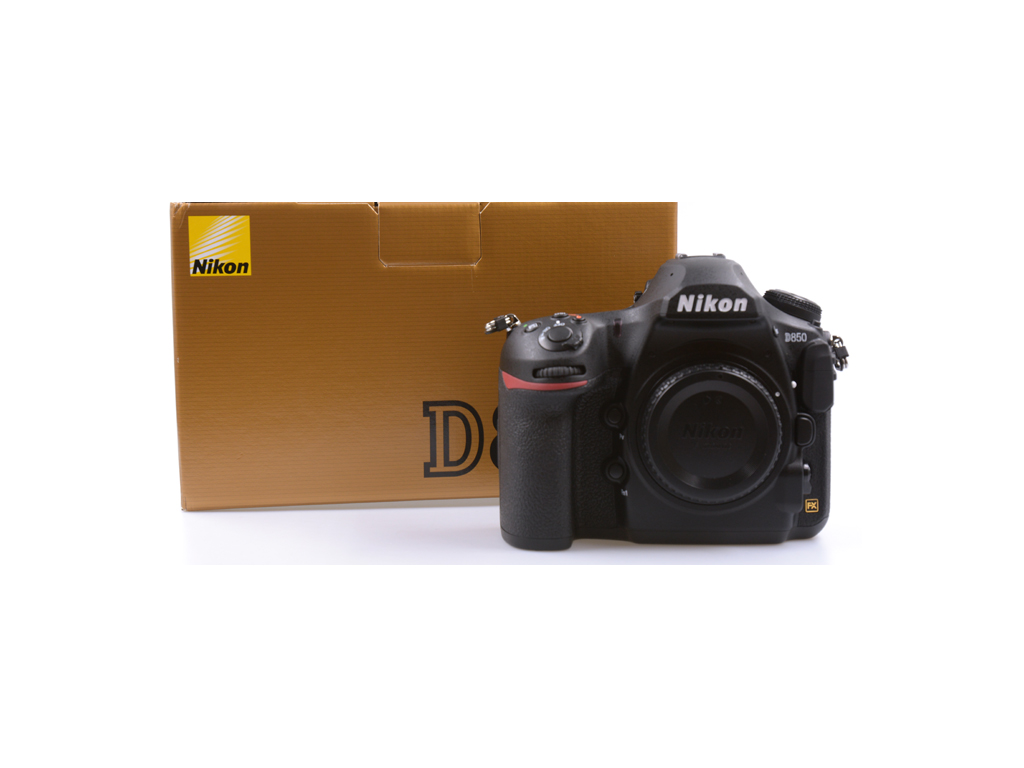 Nikon D850