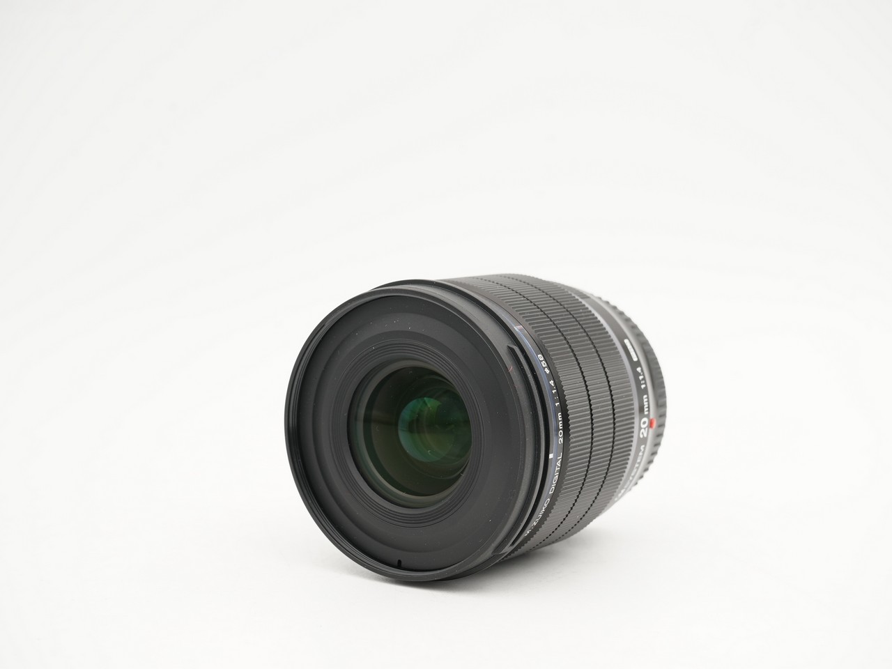 Olympus M.Zuiko Digital ED 20mm f/1.4 Pro