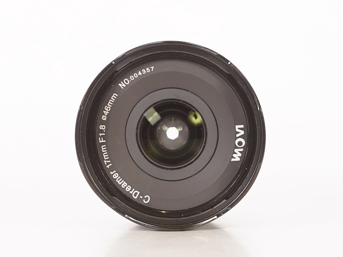 Venus Laowa 17mm f/1.8 MFT